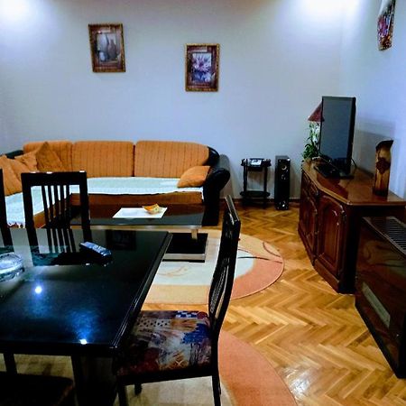 Apartamento Stan Na Dan J & M Vrsac Exterior foto